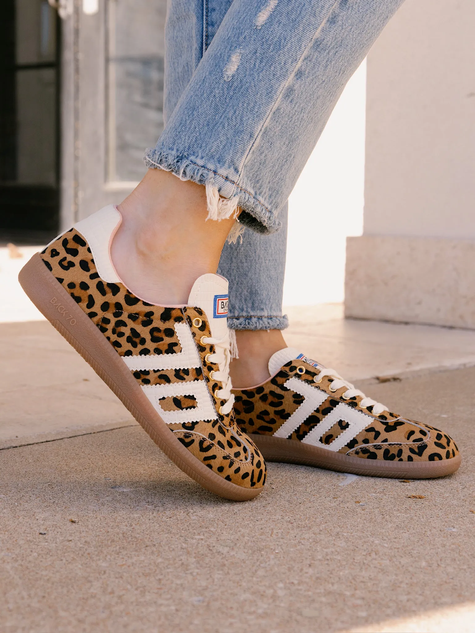 Back 70 Leopard Sneaker
