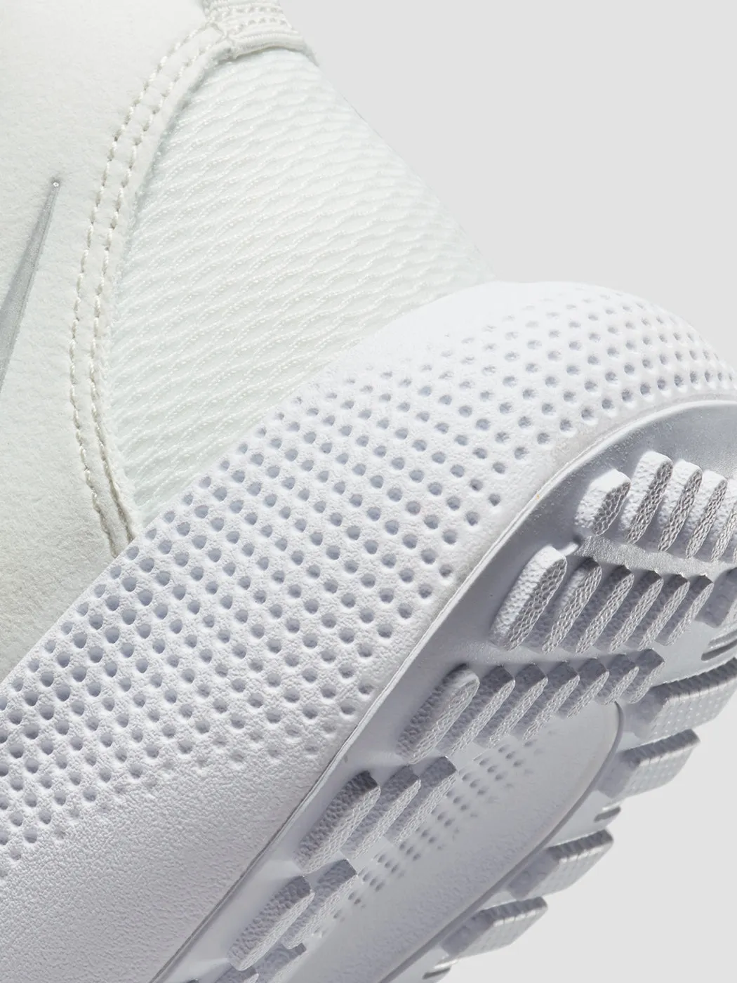 Nike React Escape Run 2 - Off White/Metallic Silver-White